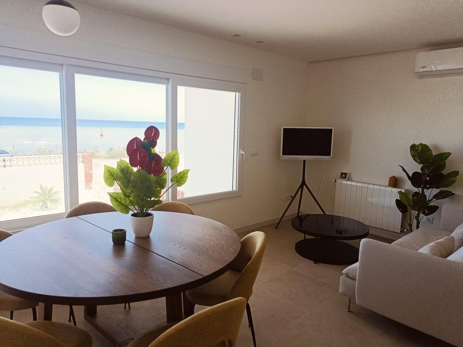 Vistas Y Terraza Panoramica Frente Al Mar En Denia, Las Rotas Εξωτερικό φωτογραφία